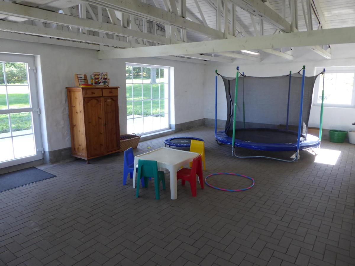 Ferienhaus Gut Rattelvitz Insel Ruegen 깅슈트 외부 사진