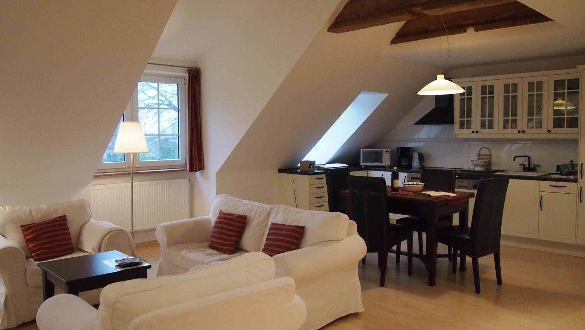 Ferienhaus Gut Rattelvitz Insel Ruegen 깅슈트 외부 사진