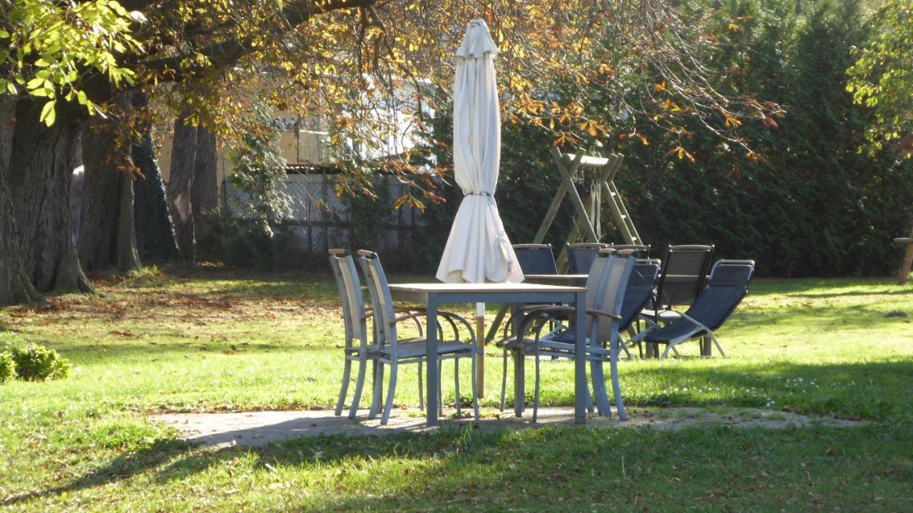 Ferienhaus Gut Rattelvitz Insel Ruegen 깅슈트 외부 사진